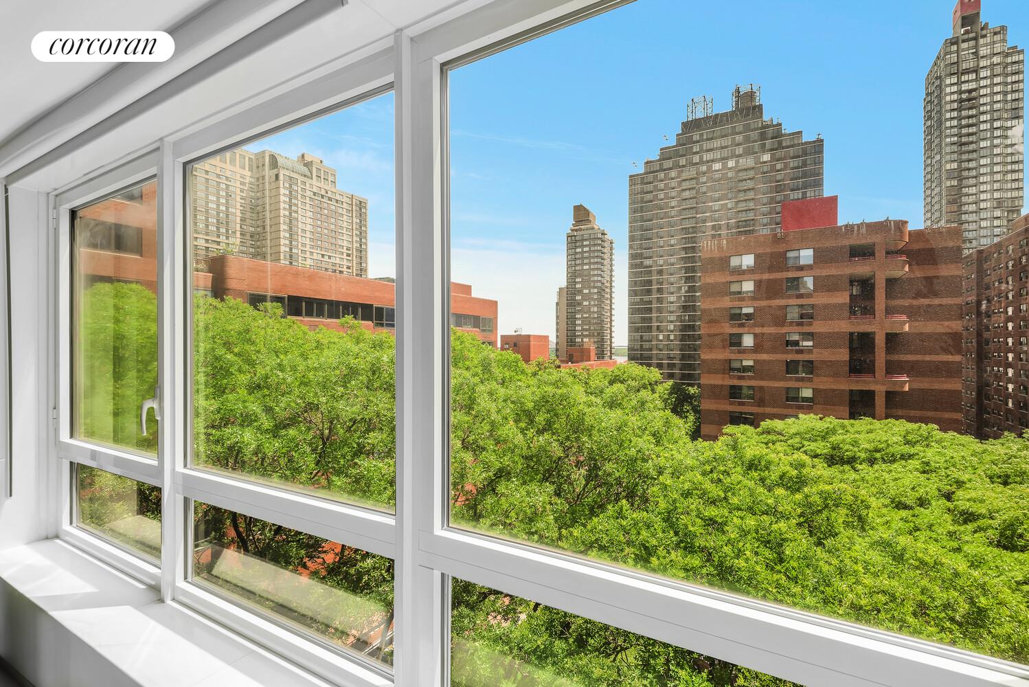 #4 photo, 200 E 94TH Street, מנהטן Yorkville , NY 10128