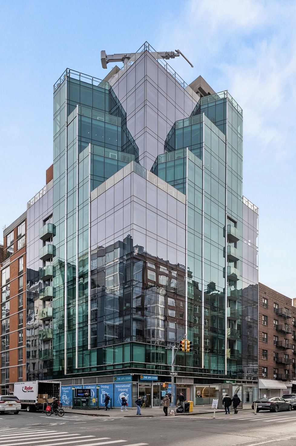 #17 photo, 166 W 18th Street, Chelsea , NY 10011