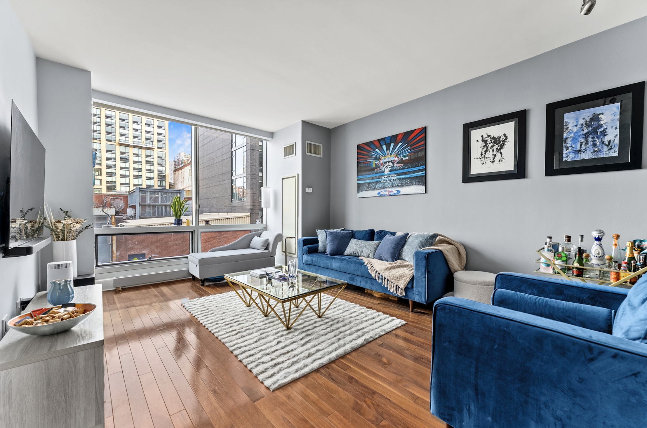 #3 photo, 166 W 18th Street, Chelsea , NY 10011