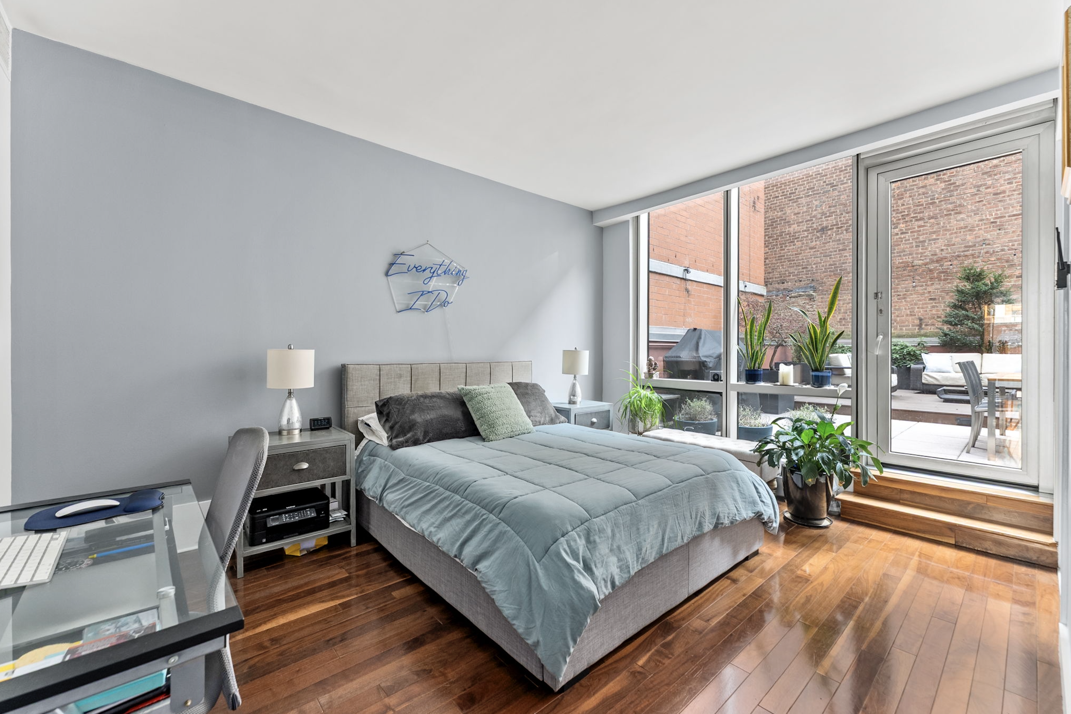 #8 photo, 166 W 18th Street, Chelsea , NY 10011