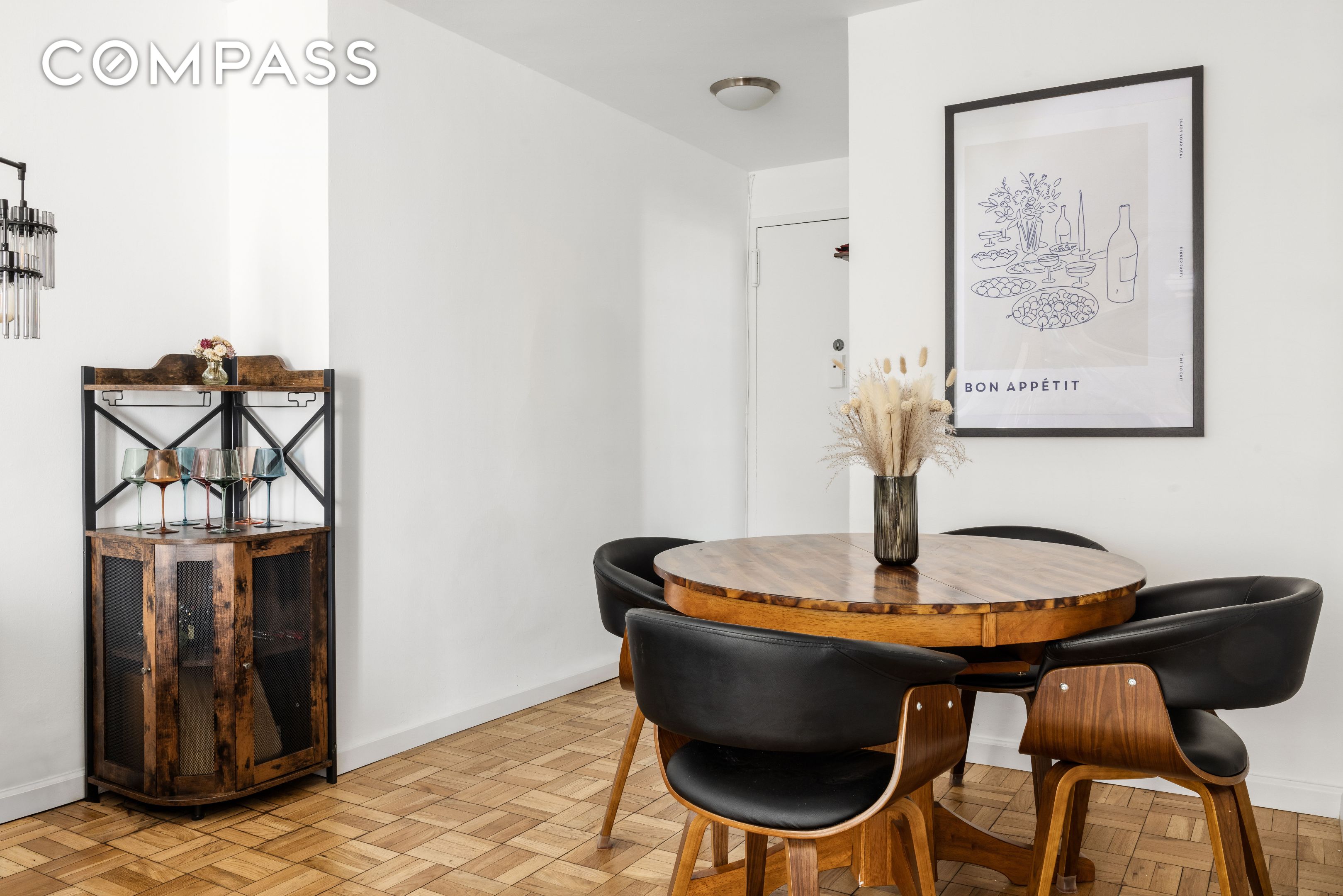 #3 photo, 1160 3rd Avenue, मैनहटन Lenox Hill , NY 10065