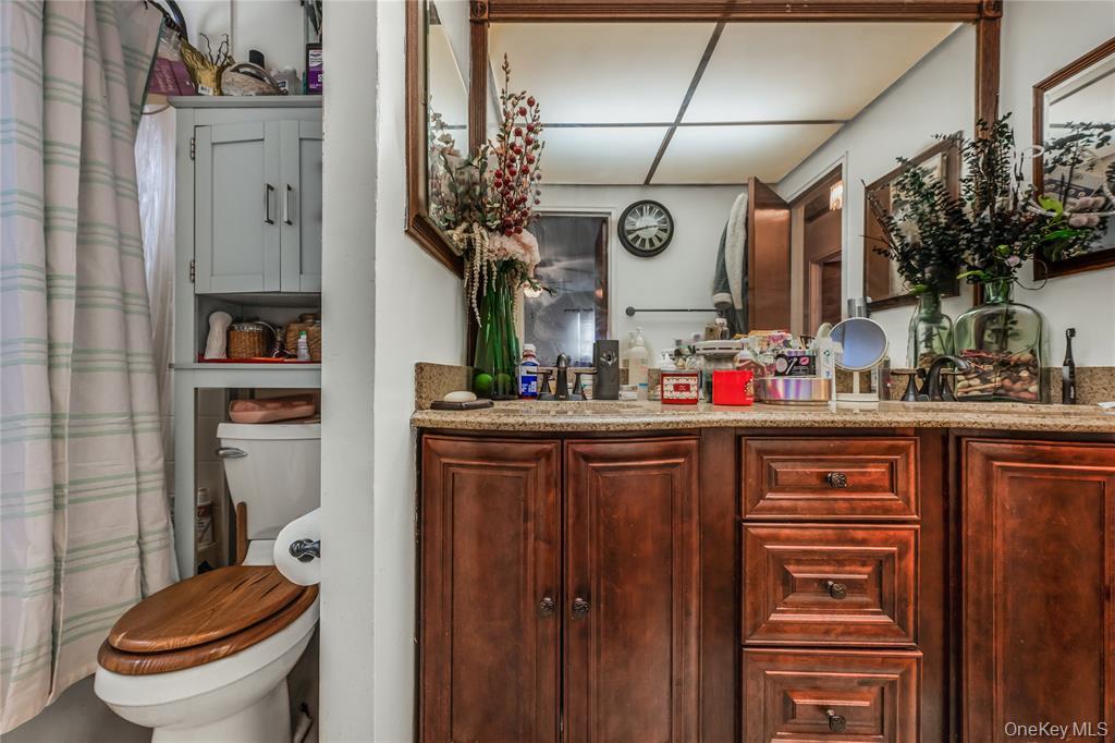 #12 photo, 12516 Adair Street, कुईंस Laurelton , NY 11413