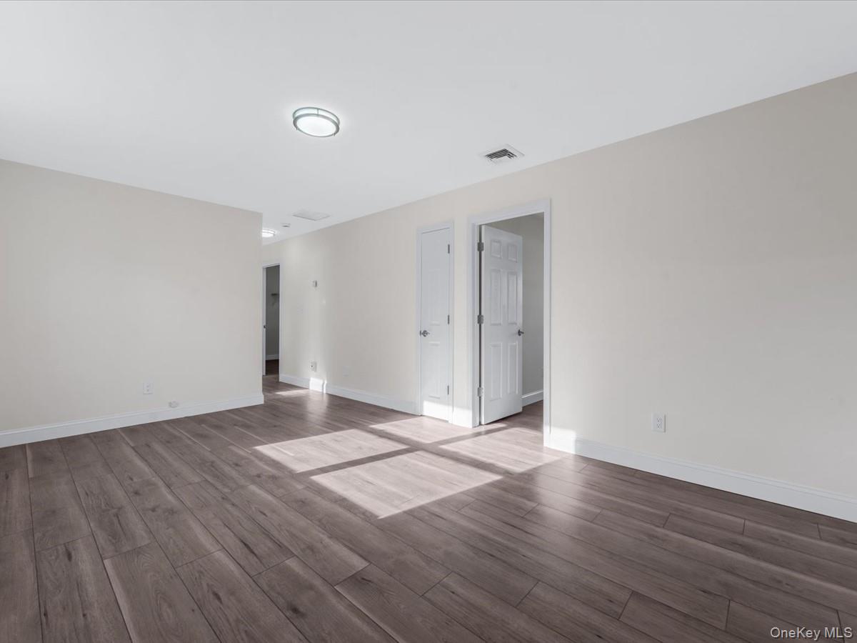 #19 photo, 610 Windmill Avenue, West Babylon , NY 11704