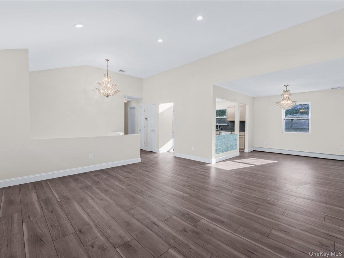 #5 photo, 610 Windmill Avenue, West Babylon , NY 11704