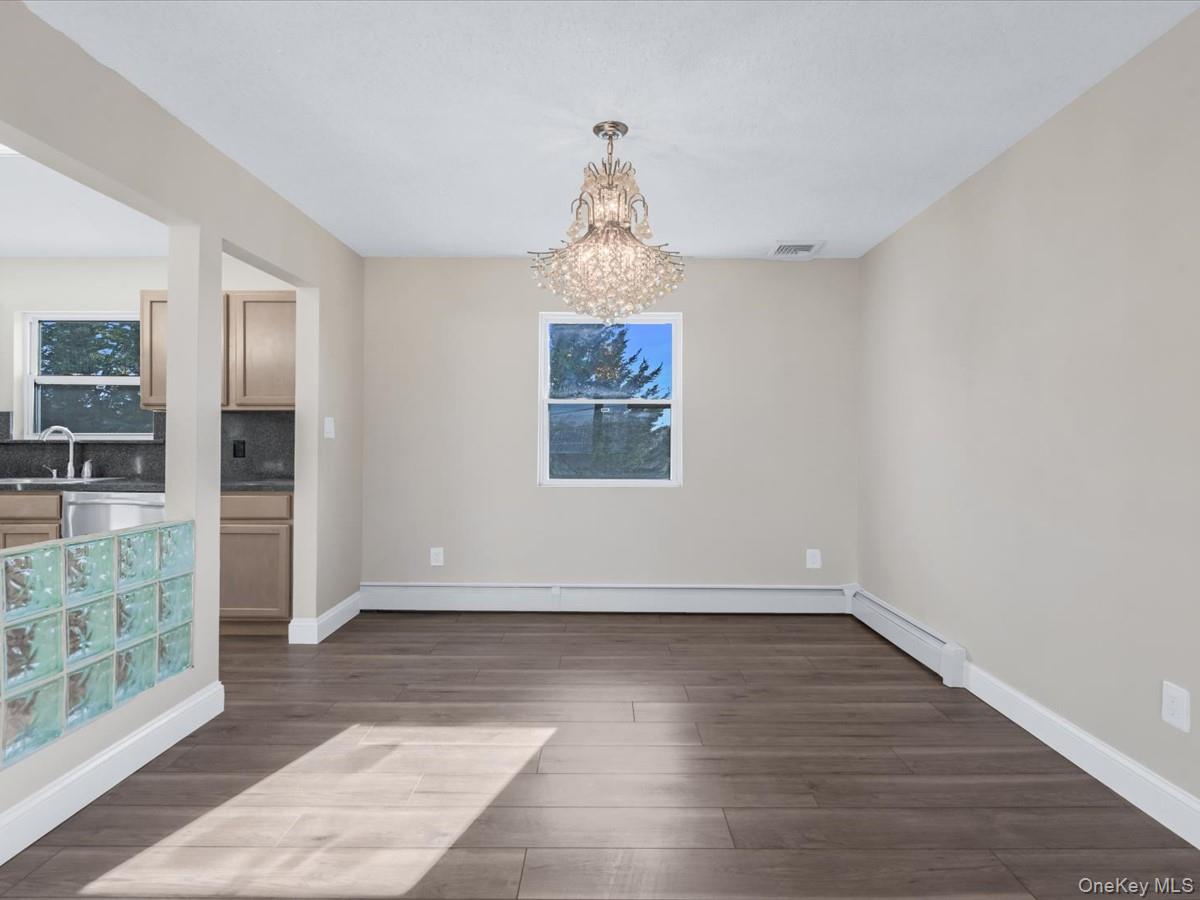 #6 photo, 610 Windmill Avenue, West Babylon , NY 11704