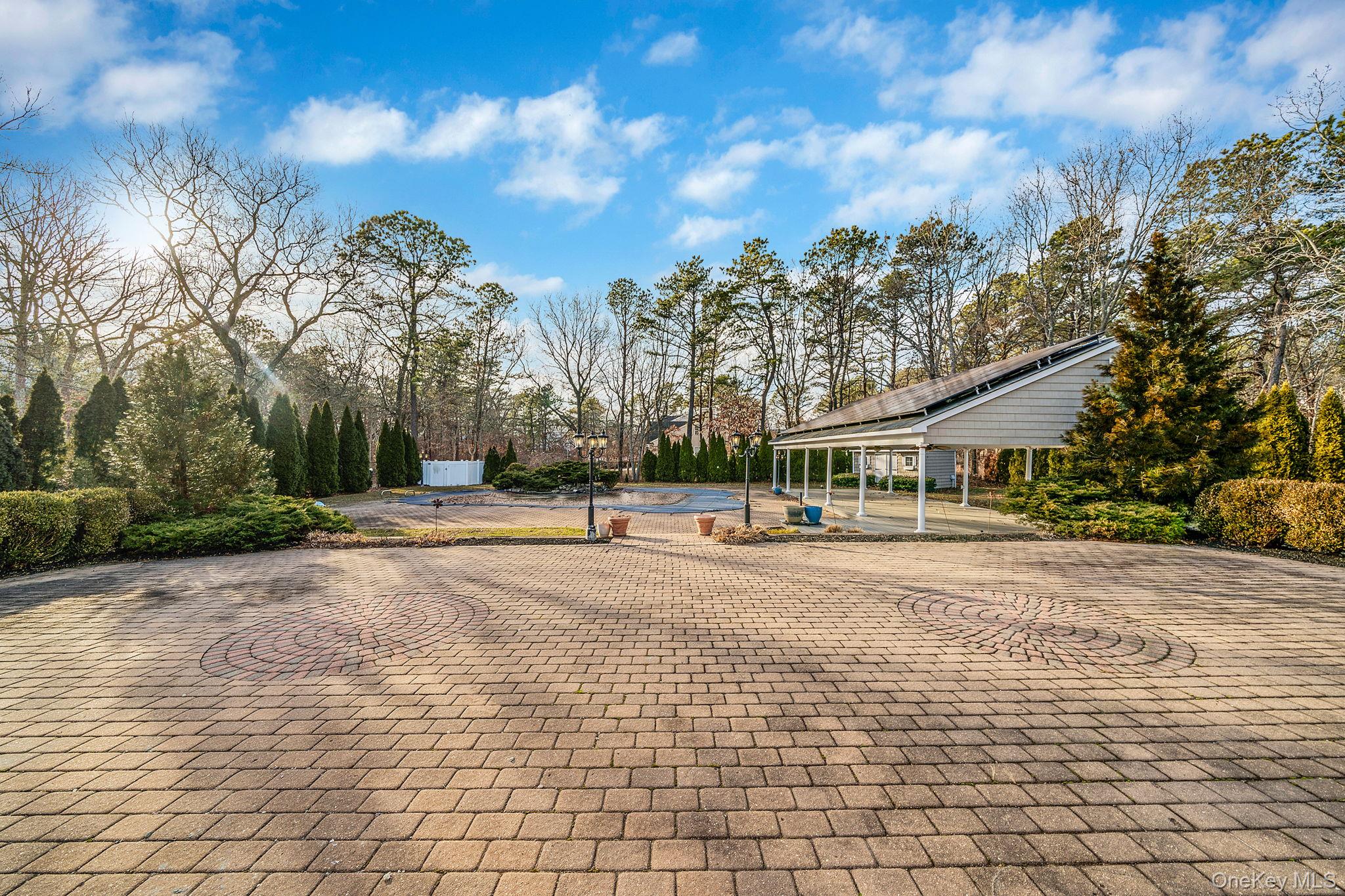 #14 photo, 44 E Margin Road, सफ़ोक काउंटी Ridge , NY 11961