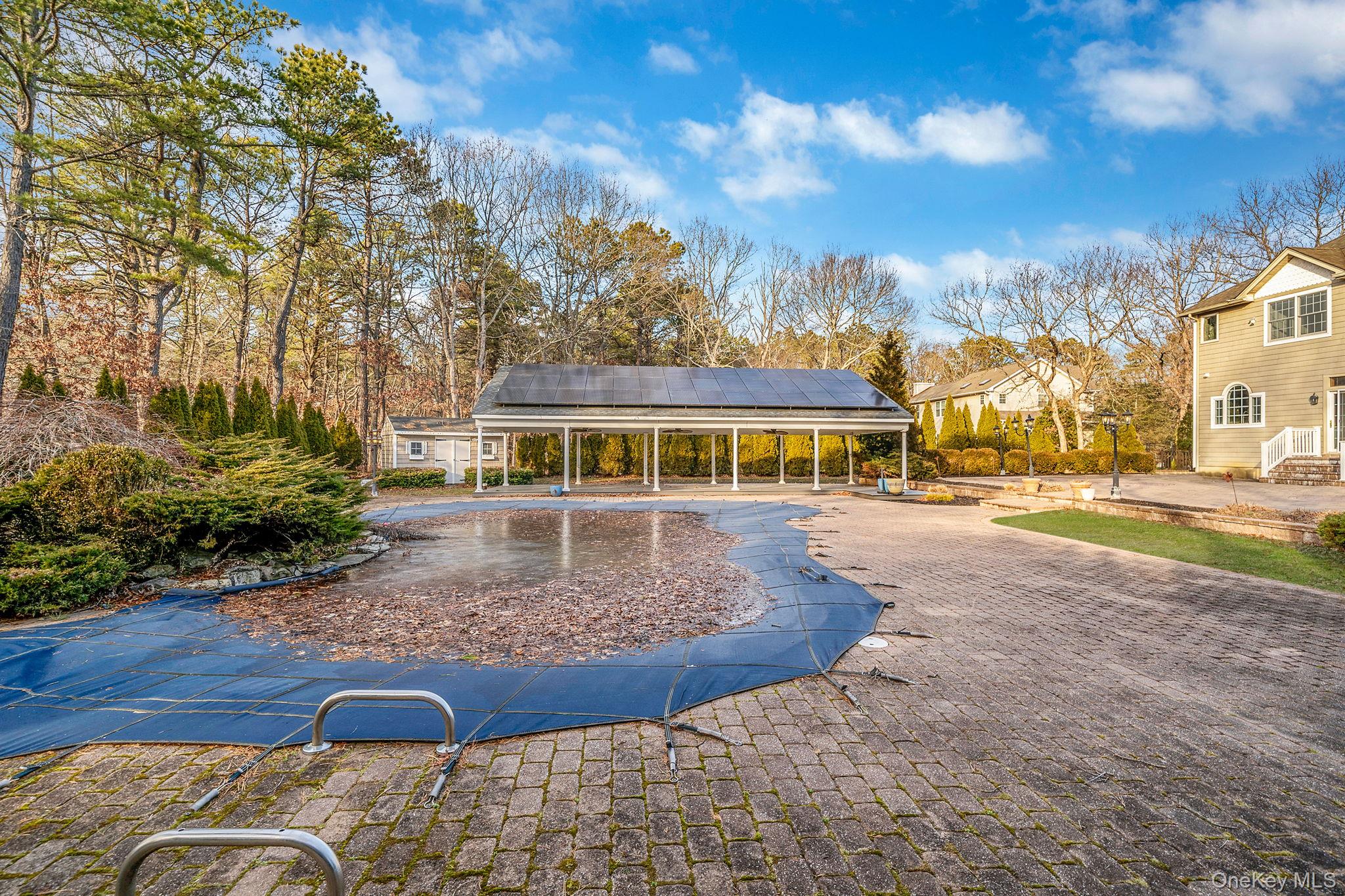 #18 photo, 44 E Margin Road, सफ़ोक काउंटी Ridge , NY 11961