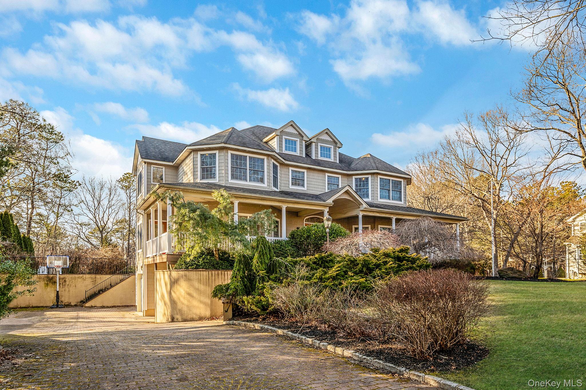 #2 photo, 44 E Margin Road, सफ़ोक काउंटी Ridge , NY 11961