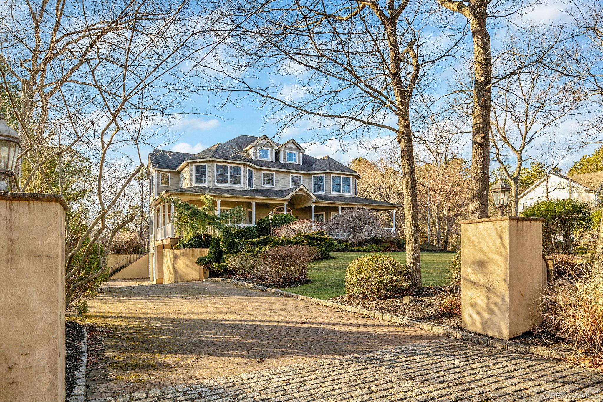 #3 photo, 44 E Margin Road, सफ़ोक काउंटी Ridge , NY 11961