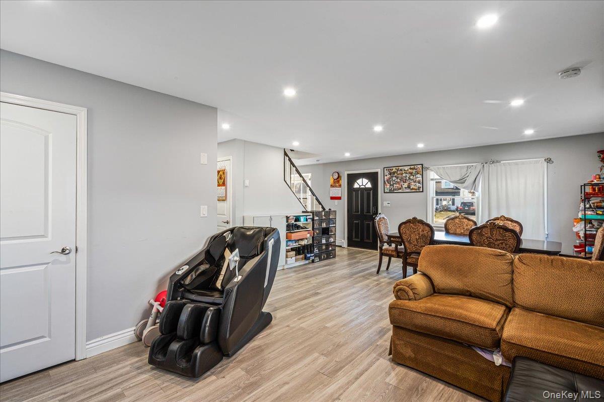 #4 photo, 57 Pond Lane, Levittown , NY 11756