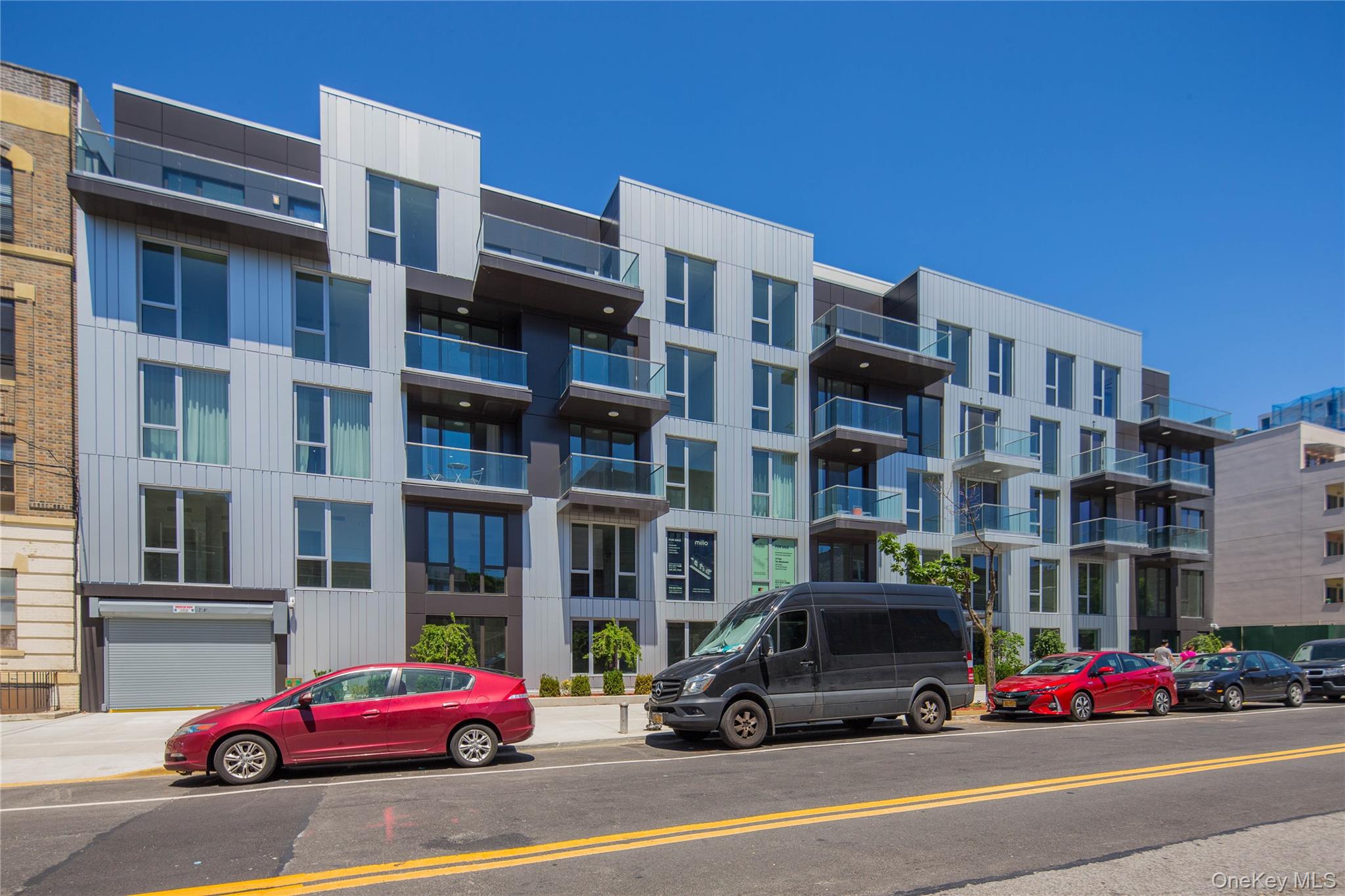 #1 photo, 14-33 31st Avenue, Куинс ‖ Astoria , NY 11106