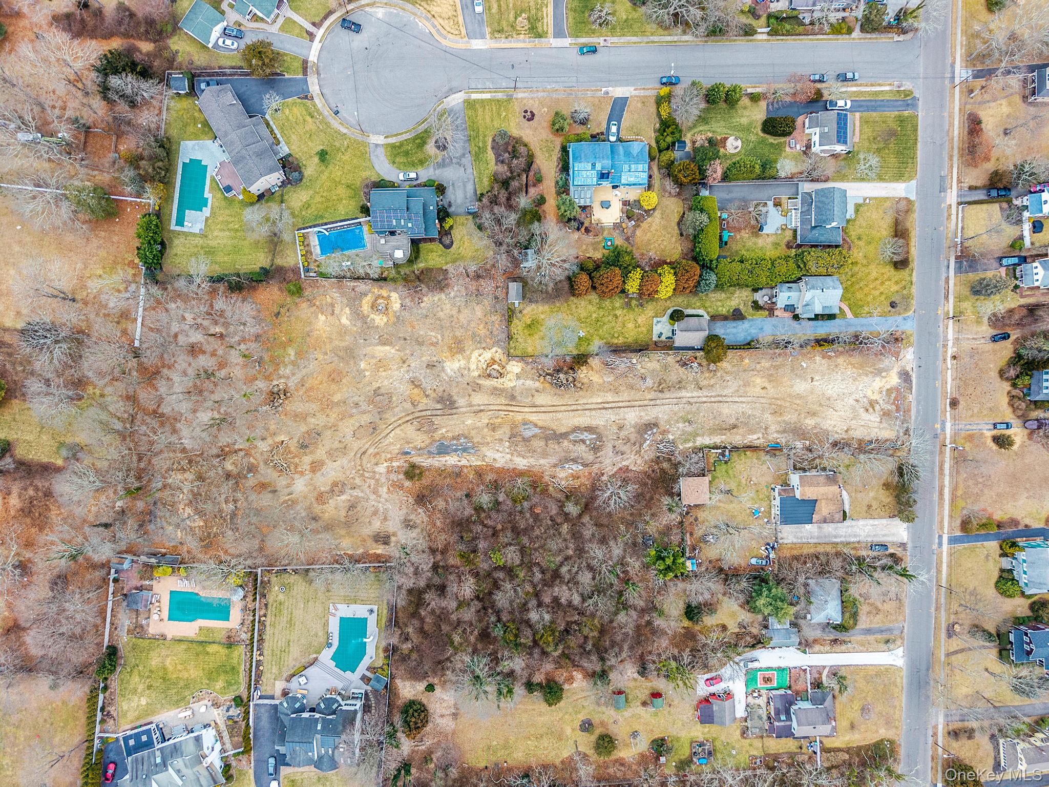 #17 photo, 92 Oakwood Avenue, सफ़ोक काउंटी Bayport , NY 11705