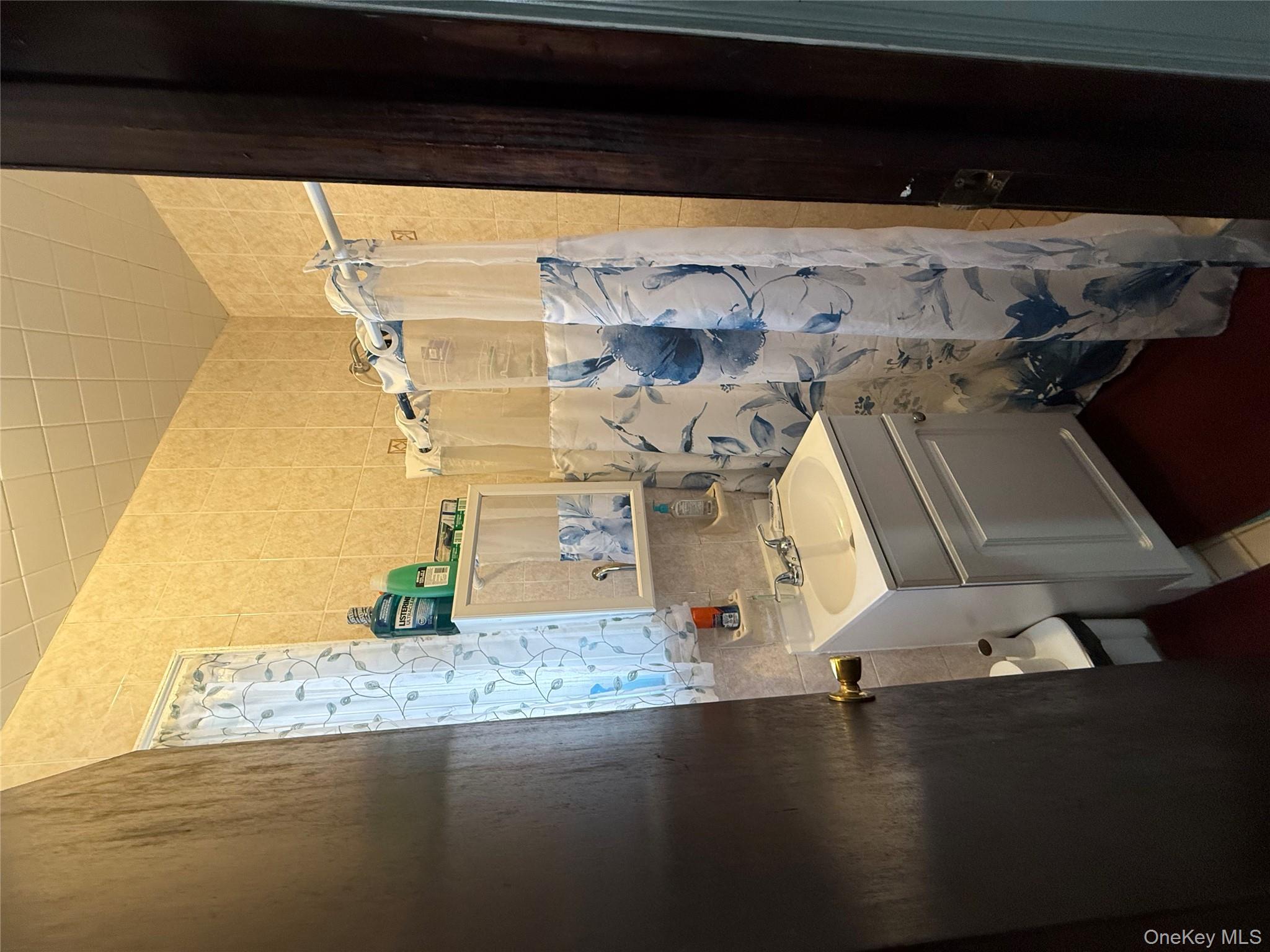 #11 photo, 9021 189th Street, קווינס Hollis , NY 11423