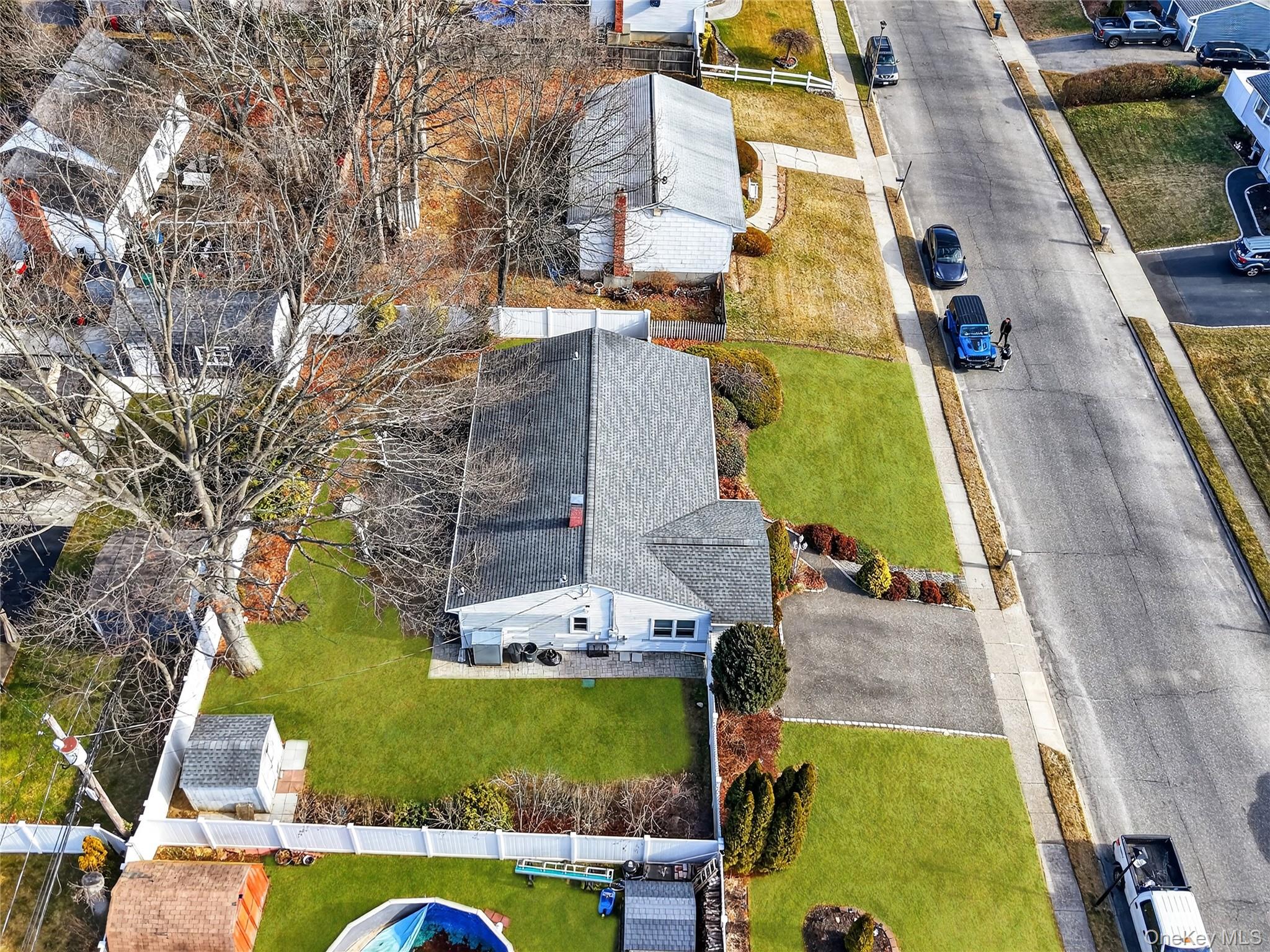 #19 photo, 29 Rush Street, 东长岛 Port Jefferson , NY 11776