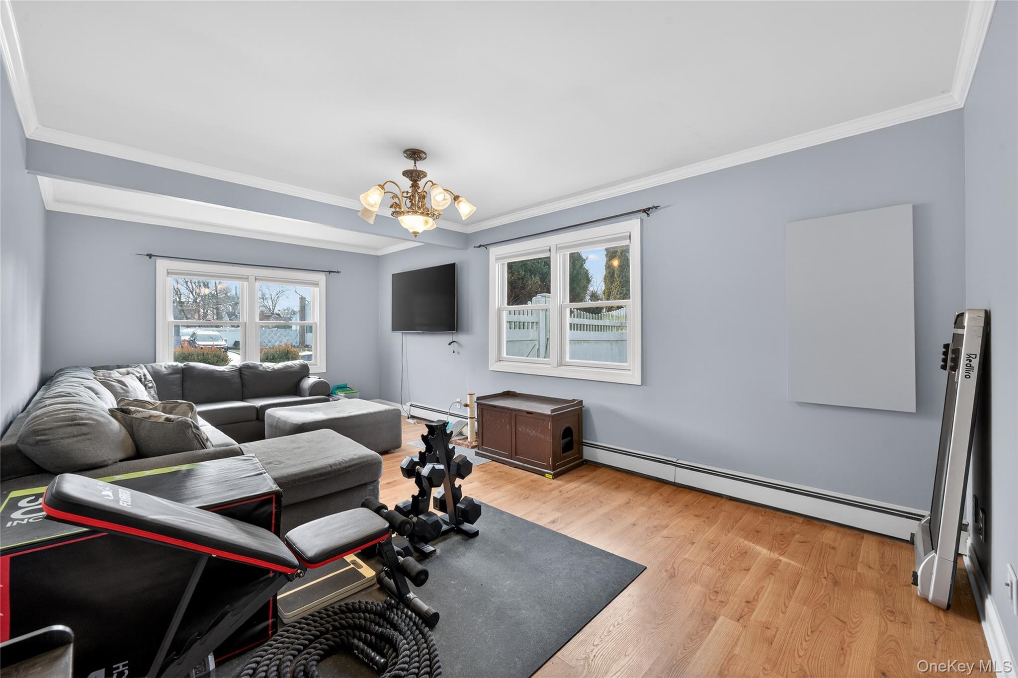 #8 photo, 29 Rush Street, 东长岛 Port Jefferson , NY 11776