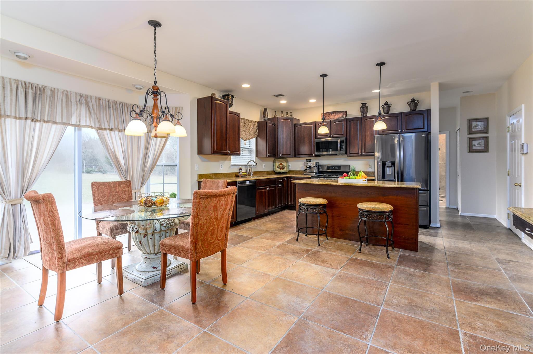 #10 photo, 3 Sweetgum Lane, מחוז סאפוק Miller Place , NY 11764