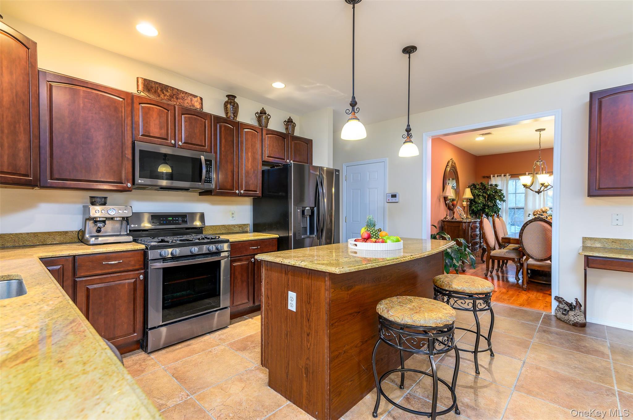 #12 photo, 3 Sweetgum Lane, מחוז סאפוק Miller Place , NY 11764