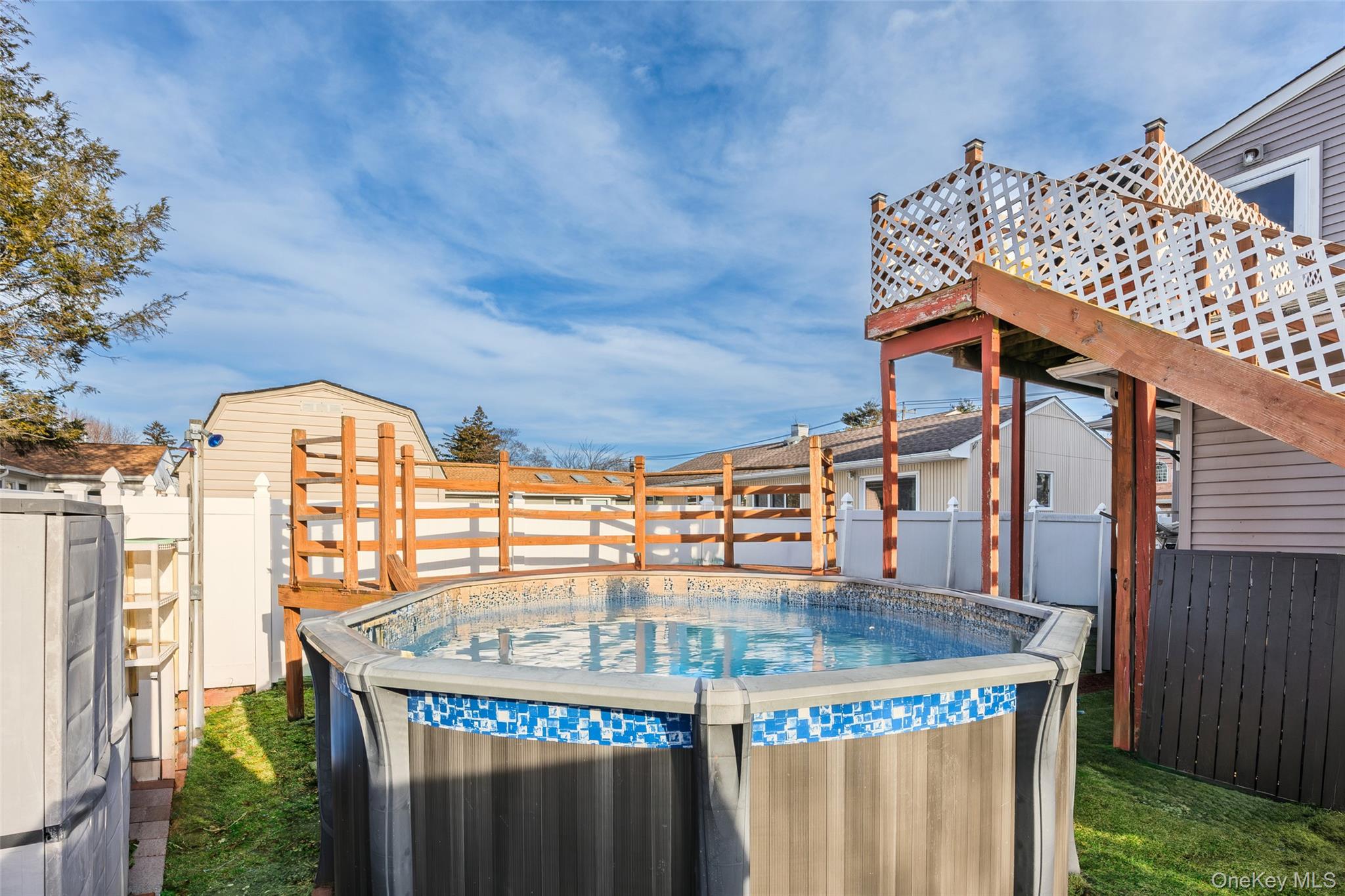 #8 photo, 2 Kroll Street, 롱 아일랜드 Plainview , NY 11803