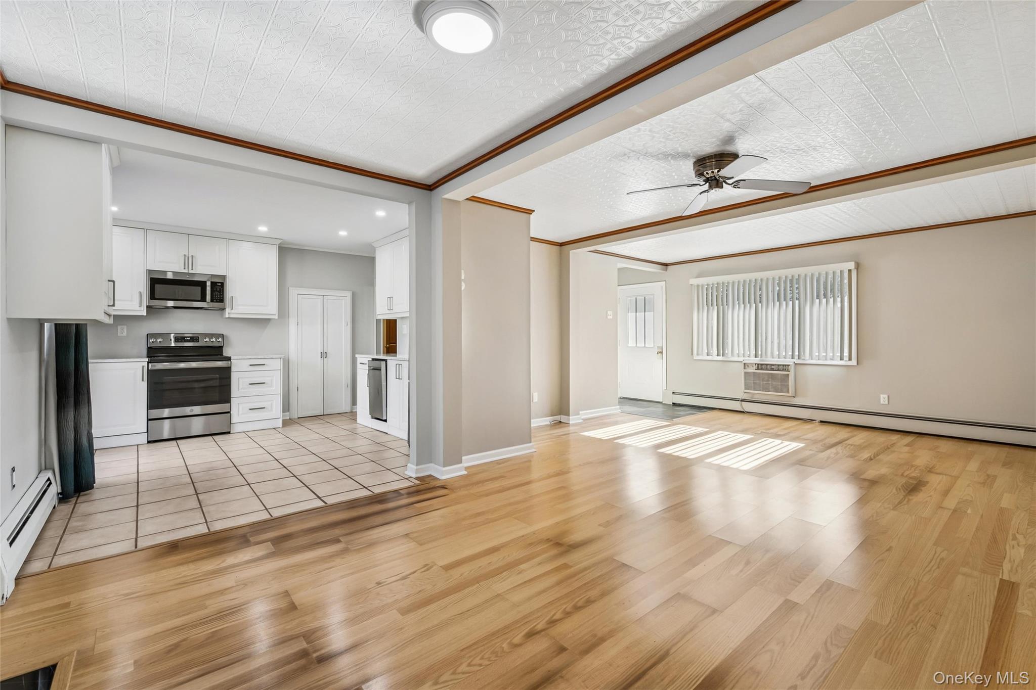 #4 photo, 5 Haiti Lane, Саффолк ‖ Coram , NY 11727