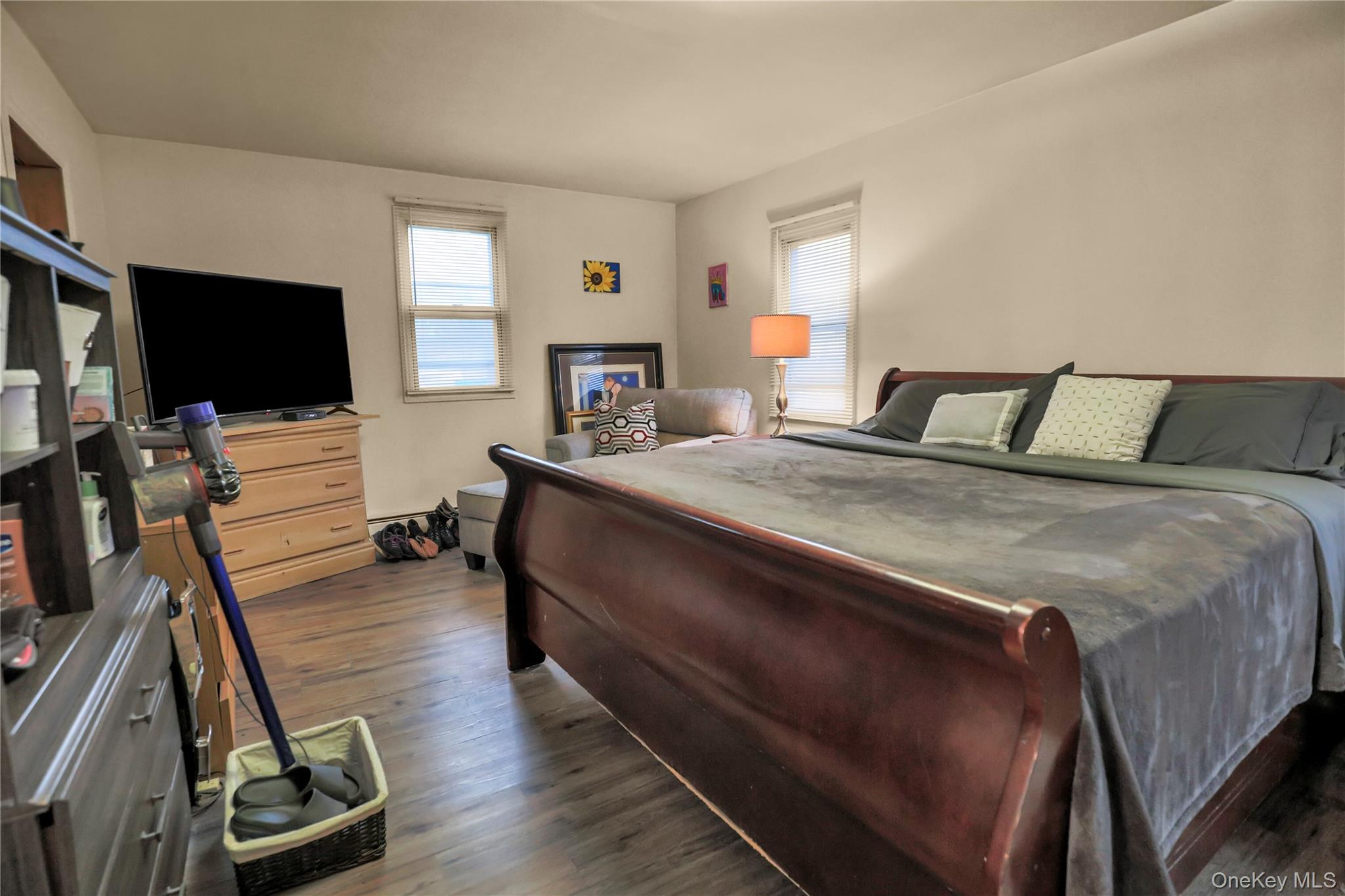 #11 photo, 1763 E Berkshire Road, Merrick , NY 11566