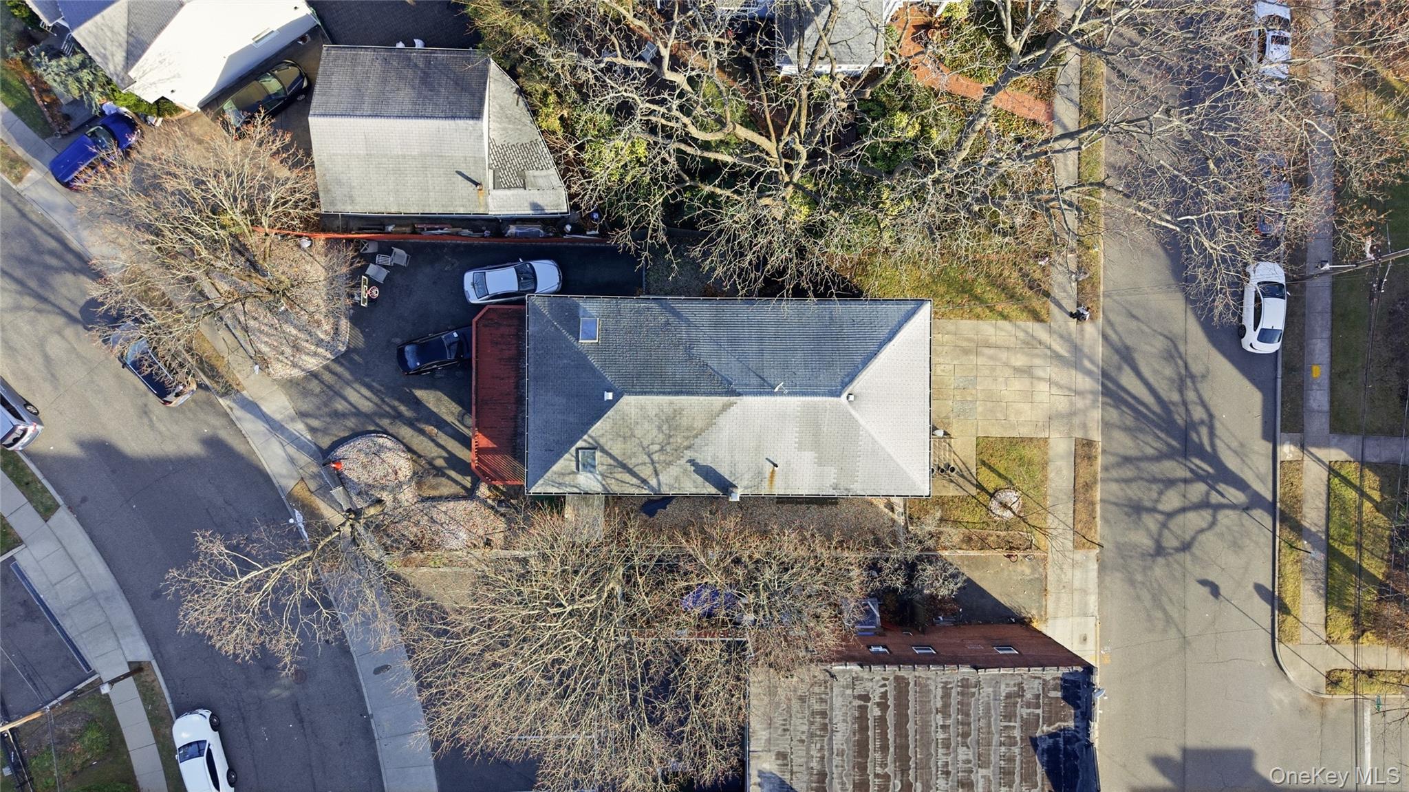 #6 photo, Westbury, Westbury , NY 11590