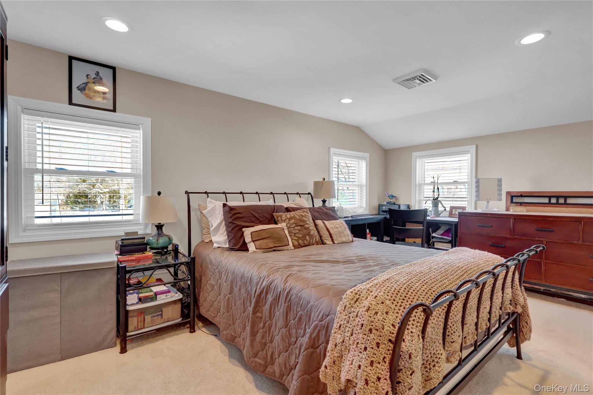 #17 photo, 522 Browns Road, Nesconset , NY 11767