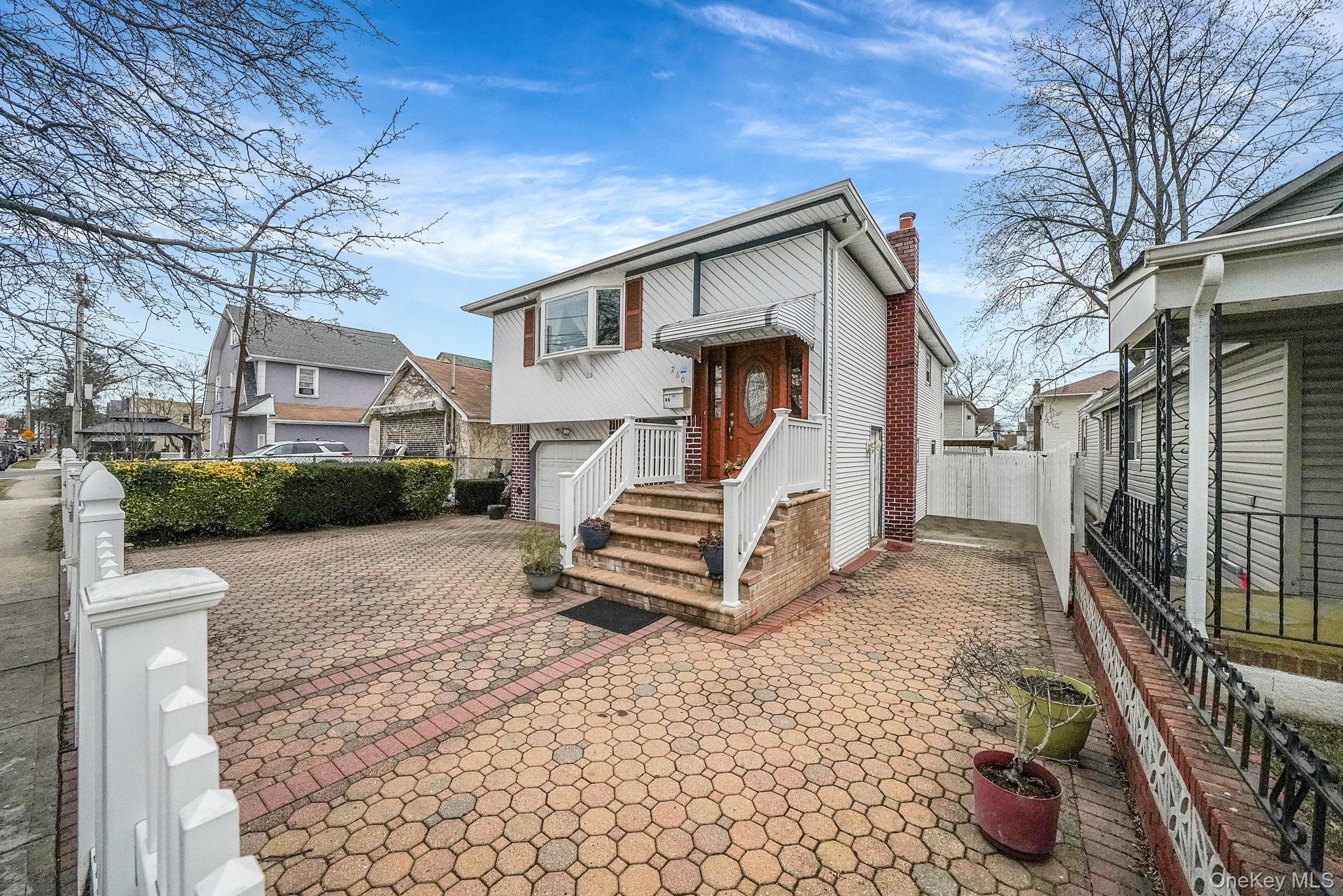 #2 photo, 260 Yale Street, Hempstead , NY 11550