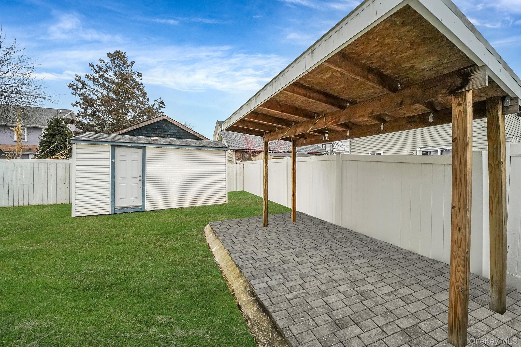 #6 photo, 260 Yale Street, Hempstead , NY 11550