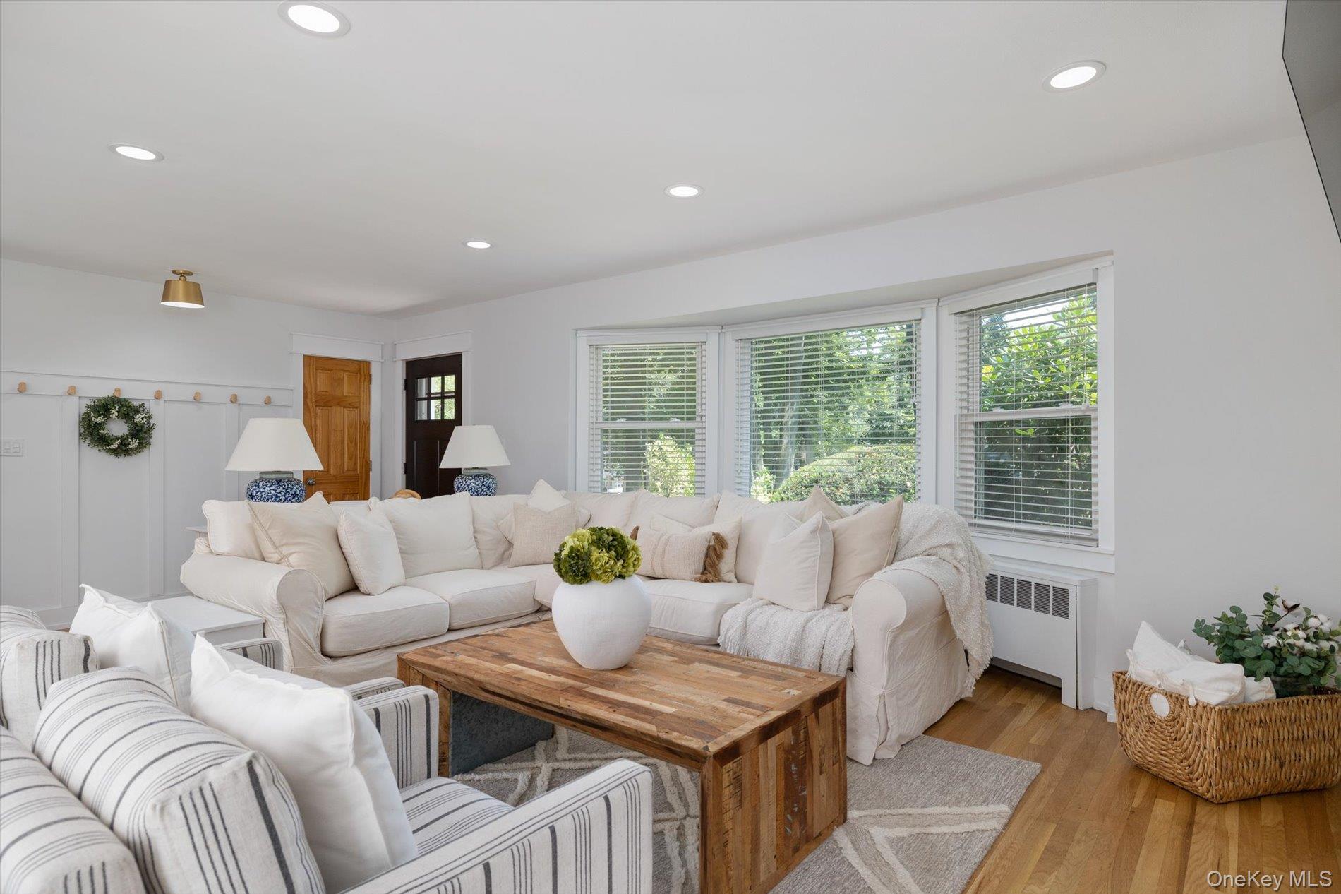 #8 photo, 2 Meadowlark Lane, सफ़ोक काउंटी Huntington , NY 11743