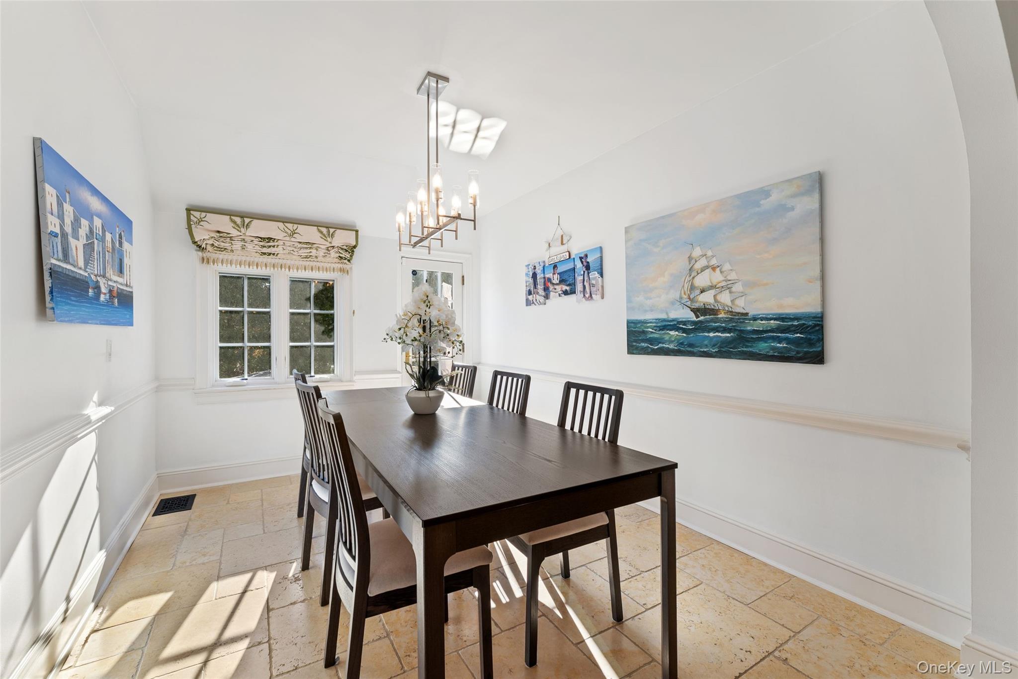 #16 photo, 45 Griffen Avenue, Scarsdale , NY 10583