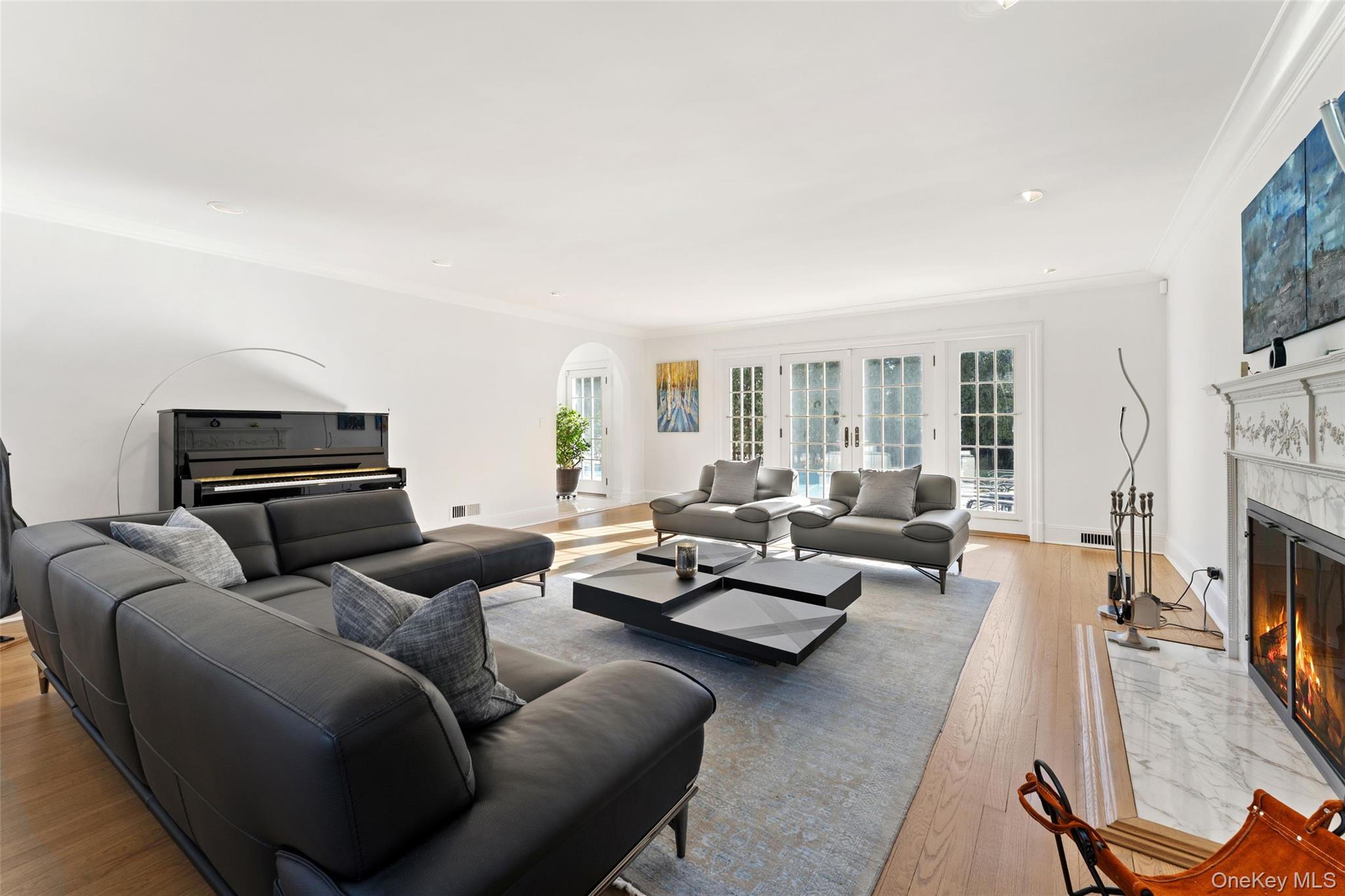 #5 photo, 45 Griffen Avenue, Scarsdale , NY 10583