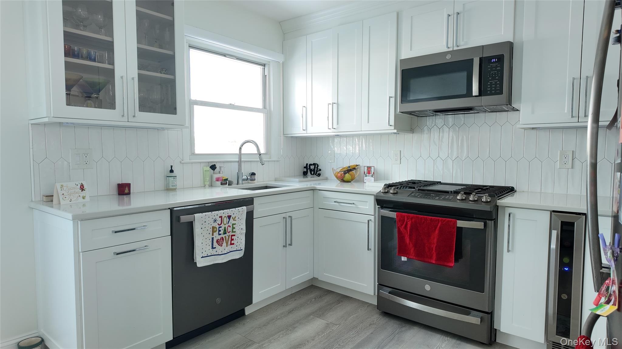 #1 photo, 10 Lenox Court Court, Suffern , NY 10901