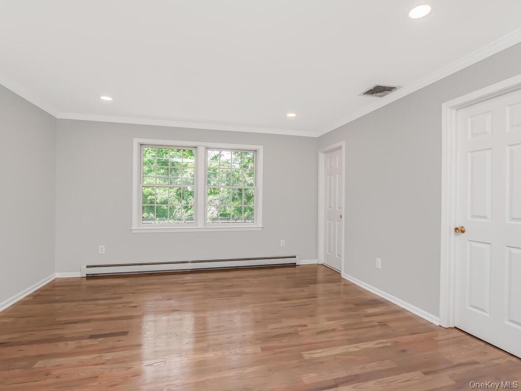 #12 photo, 237 Brady Avenue, Hawthorne , NY 10532