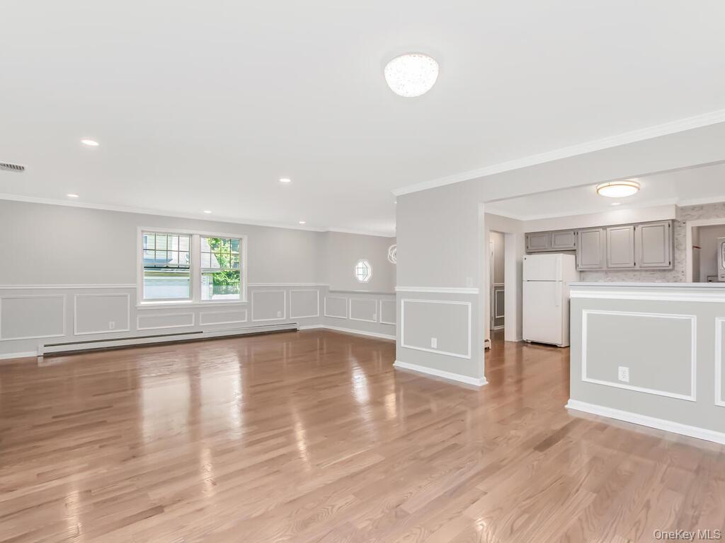 #4 photo, 237 Brady Avenue, Hawthorne , NY 10532