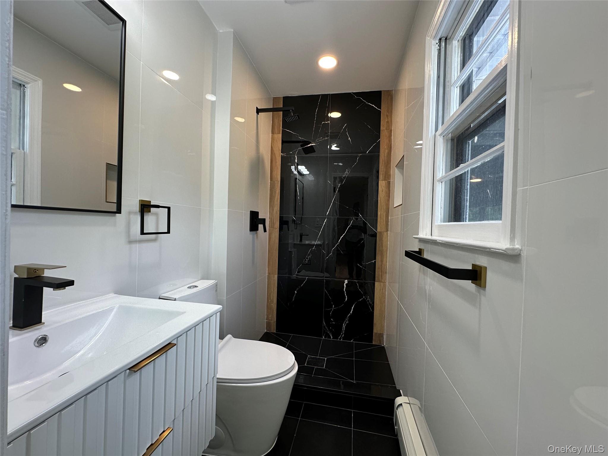 #17 photo, 43 Points Of View, 뉴욕주 Warwick , NY 10990