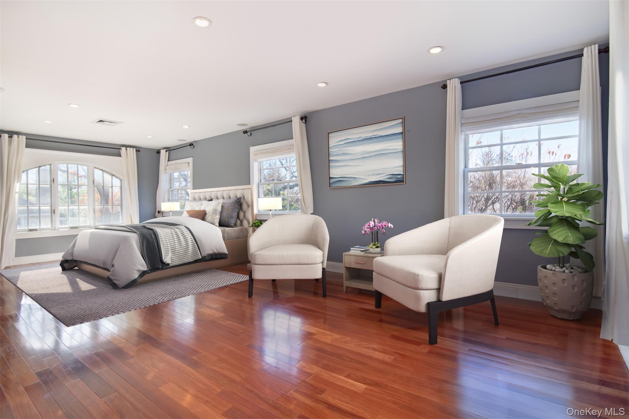 #13 photo, 414 Pelham Manor Road, 뉴욕주 Pelham , NY 10803