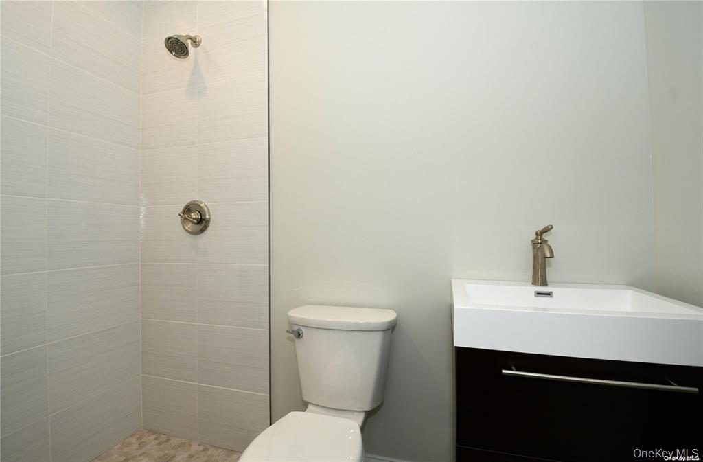 #16 photo, 3 Lotto Court, Lake Grove , NY 11755