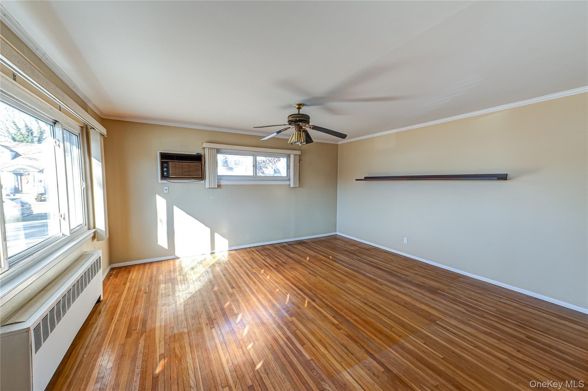 #2 photo, 1433 Bowers Drive, 长岛 Seaford , NY 11783