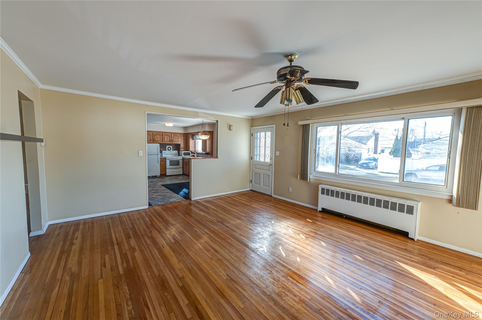 #3 photo, 1433 Bowers Drive, 长岛 Seaford , NY 11783