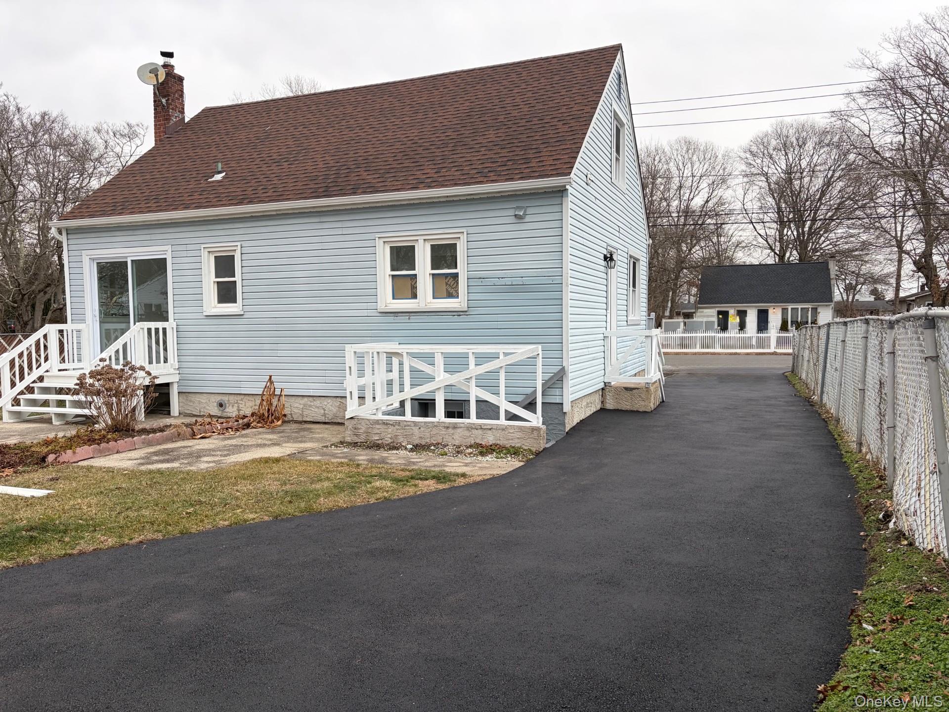 #3 photo, 182 Lexington Road, Shirley , NY 11967