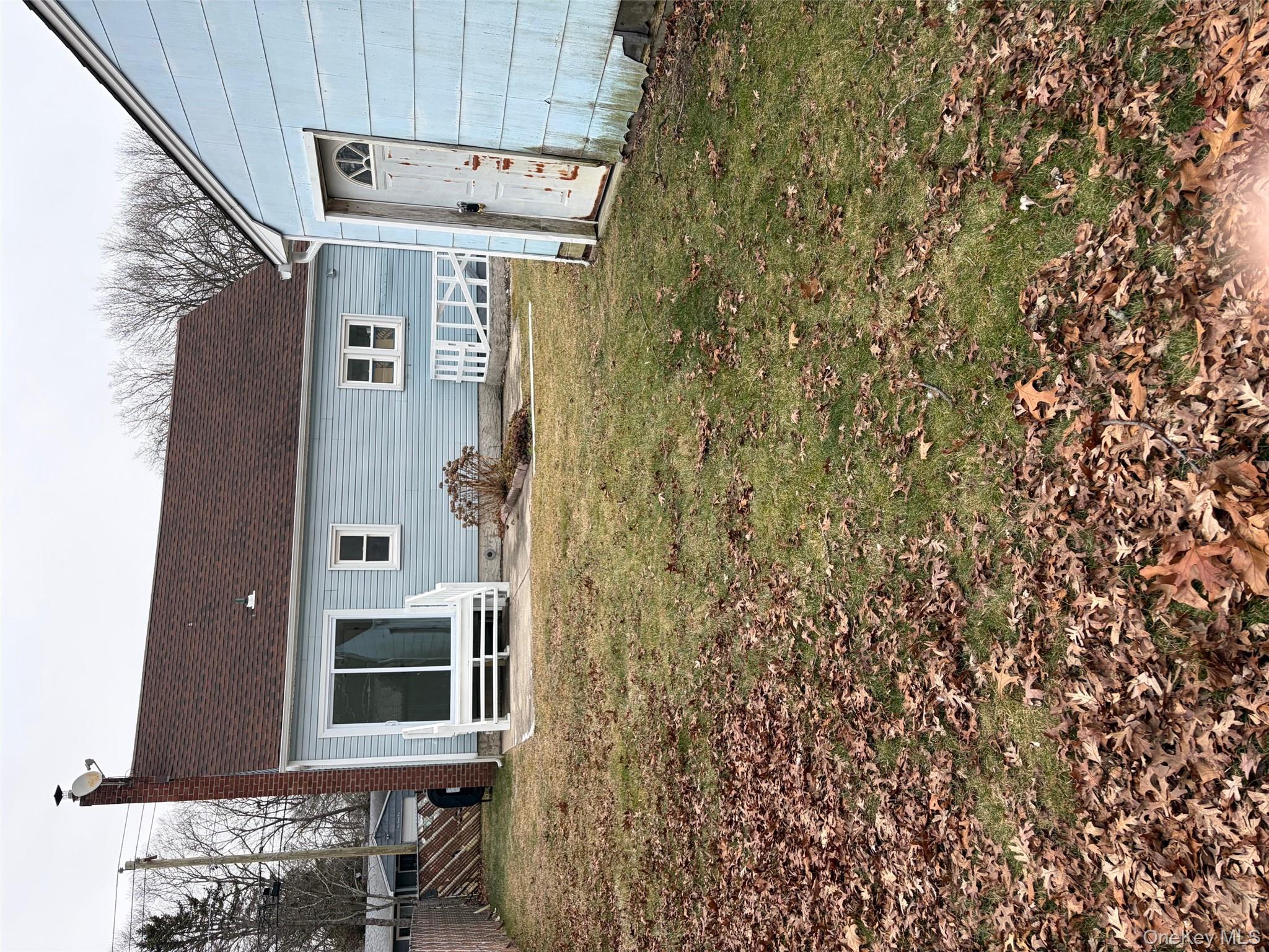 #8 photo, 182 Lexington Road, Shirley , NY 11967