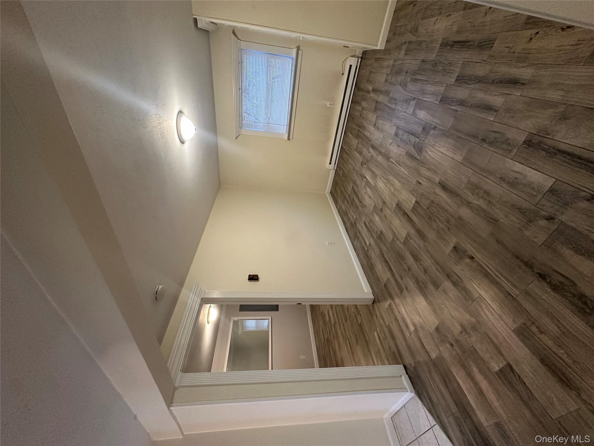 #9 photo, 1 Huron Drive, 东长岛 Bay Shore , NY 11706