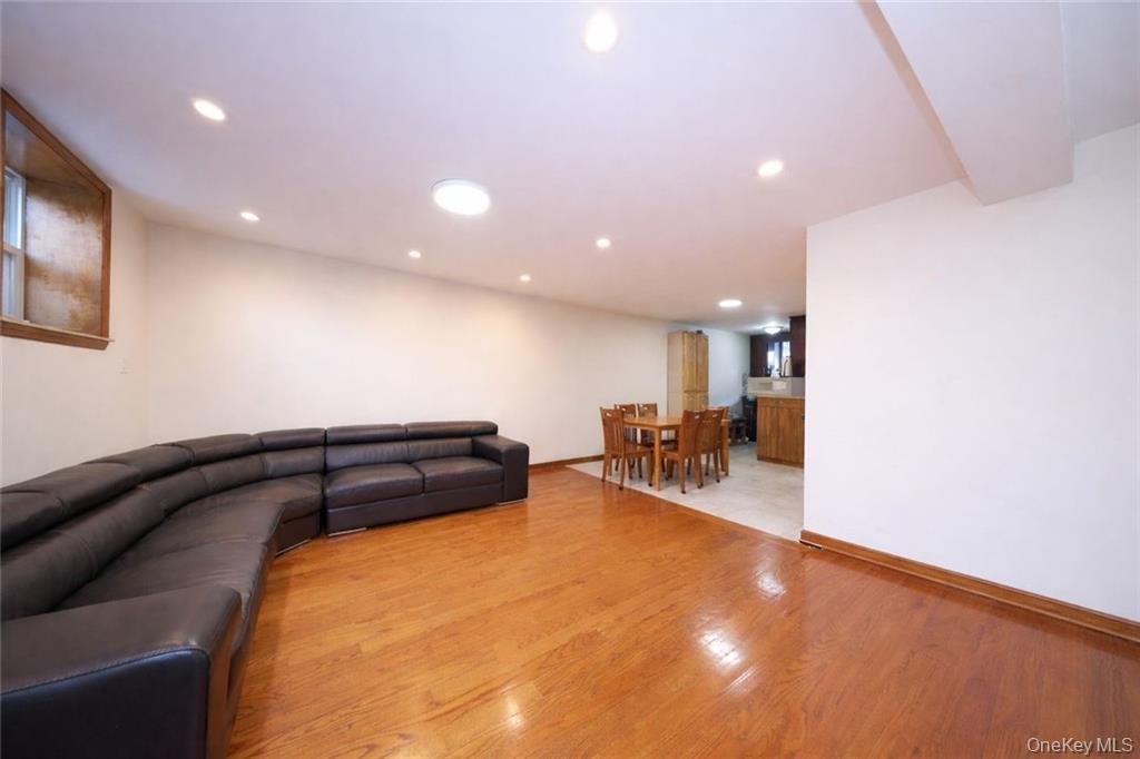 #7 photo, 1953 E 28th Street, 布鲁克林 Brooklyn , NY 11229