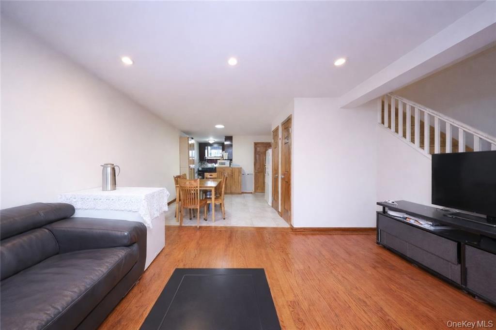 #8 photo, 1953 E 28th Street, 布鲁克林 Brooklyn , NY 11229