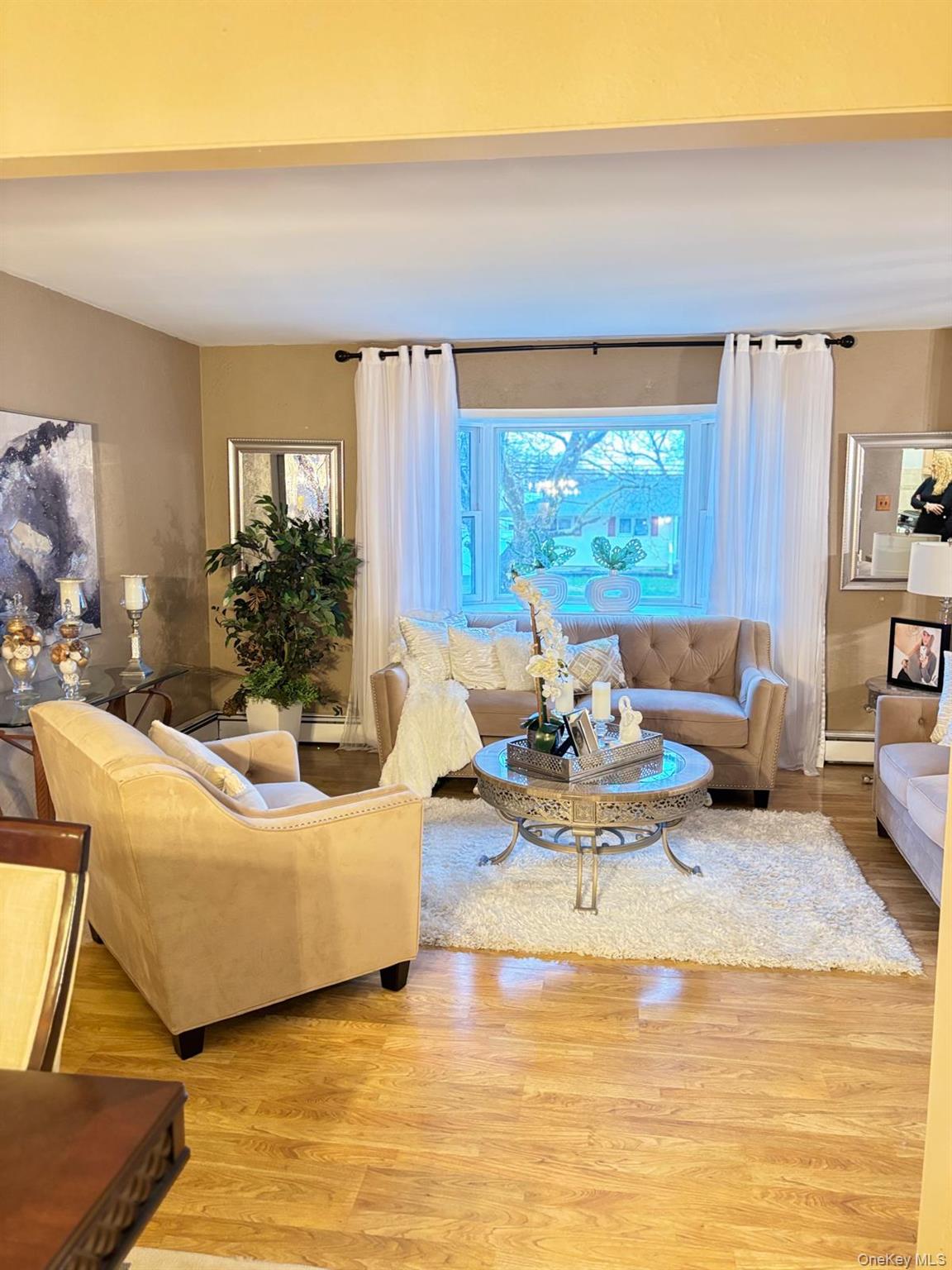 #6 photo, 1454 Illinois Avenue, Bay Shore , NY 11706