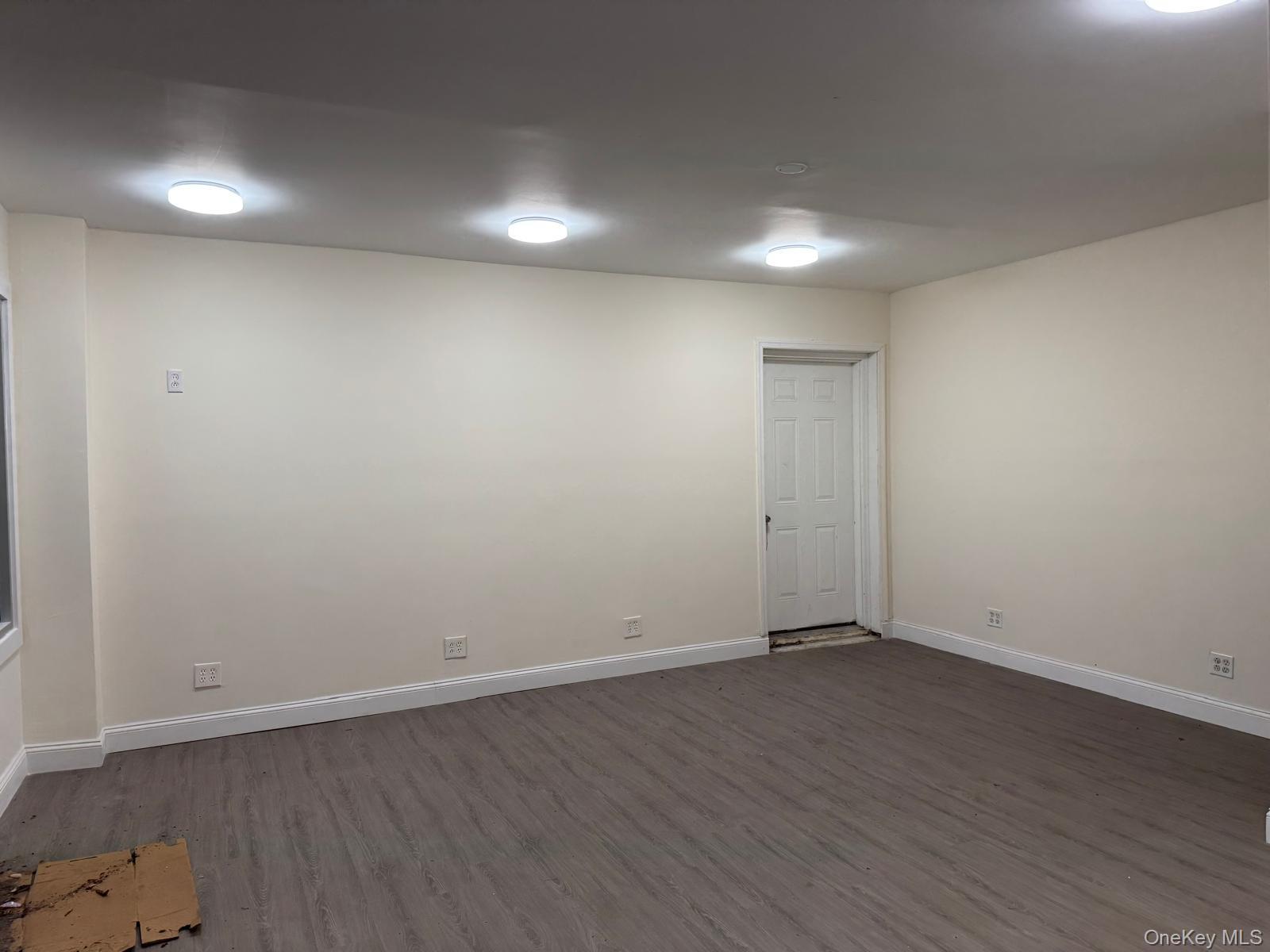 #1 photo, 12420 101st Avenue, קווינס Richmond Hill , NY 11419