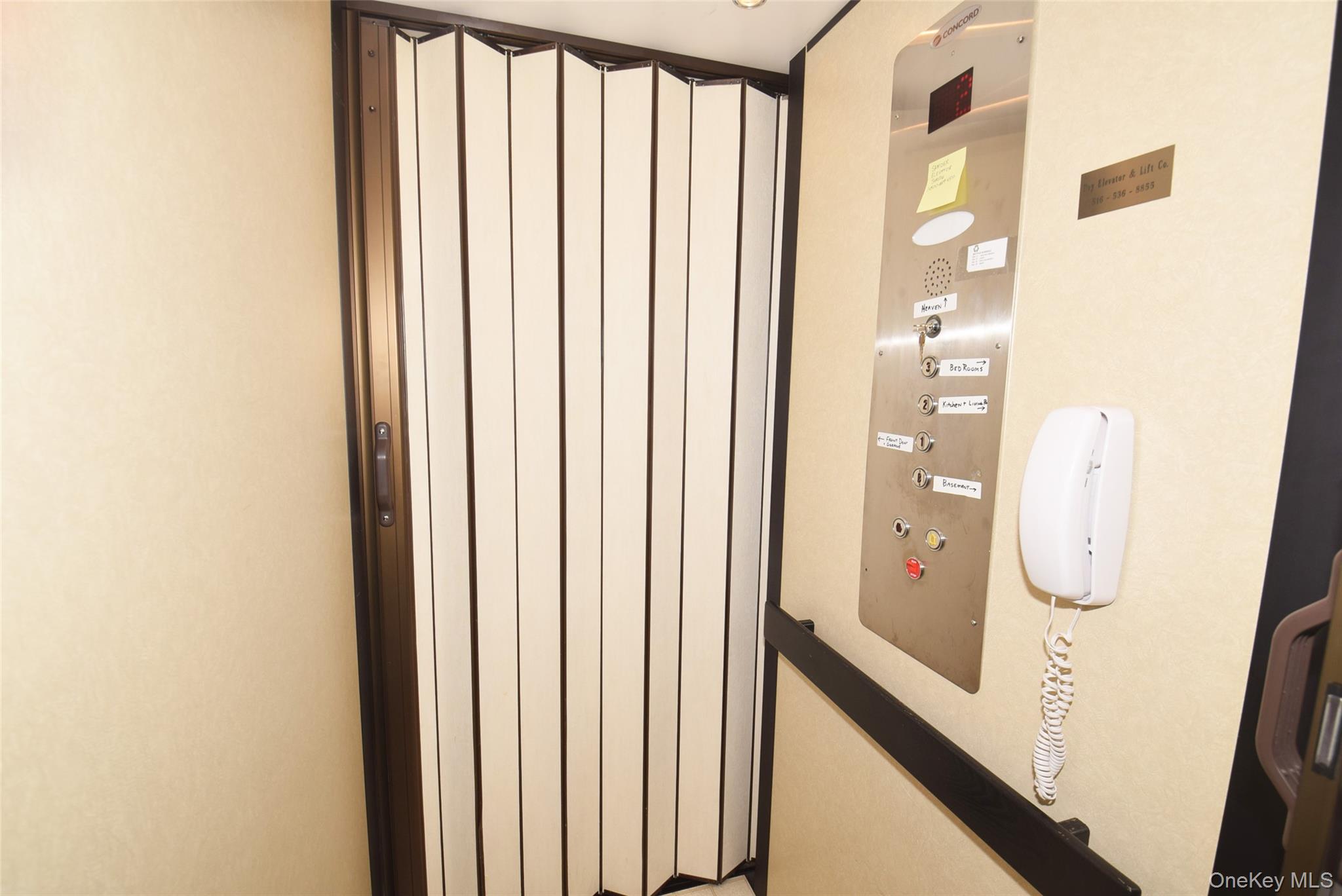 #10 photo, 21 Virginia Pine Lane Lane, سوفولك Bay Shore , NY 11706