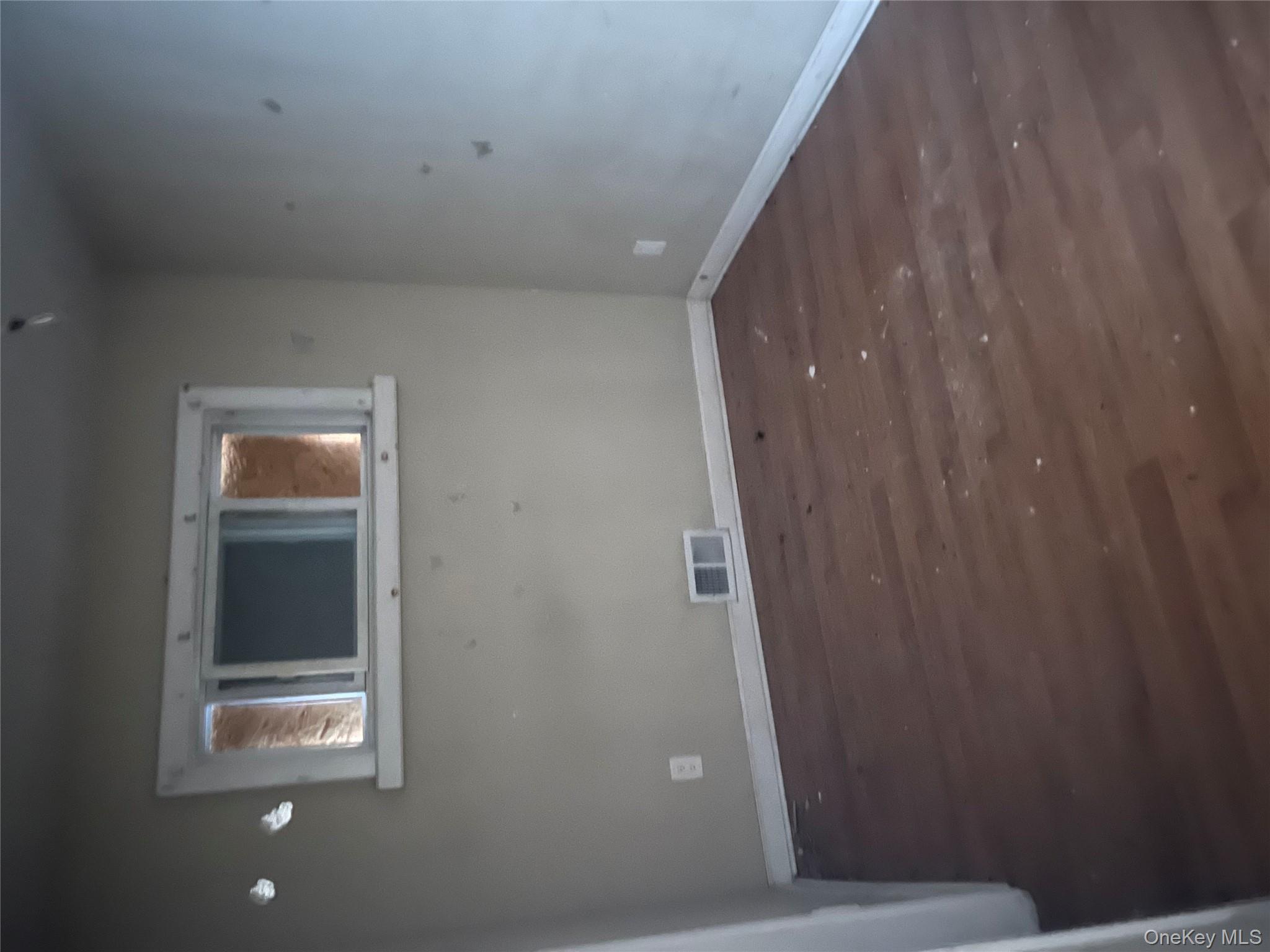 #10 photo, 743 Hoffman Avenue, Bellport , NY 11713