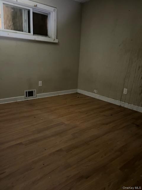 #14 photo, 743 Hoffman Avenue, Bellport , NY 11713