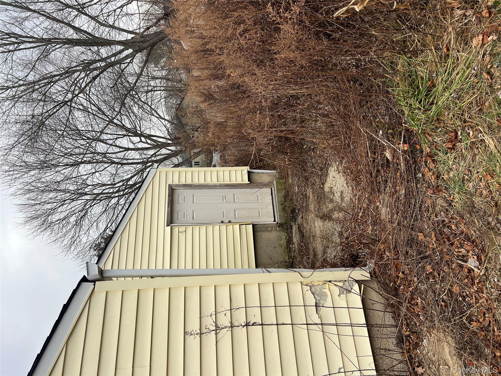 #5 photo, 743 Hoffman Avenue, Bellport , NY 11713